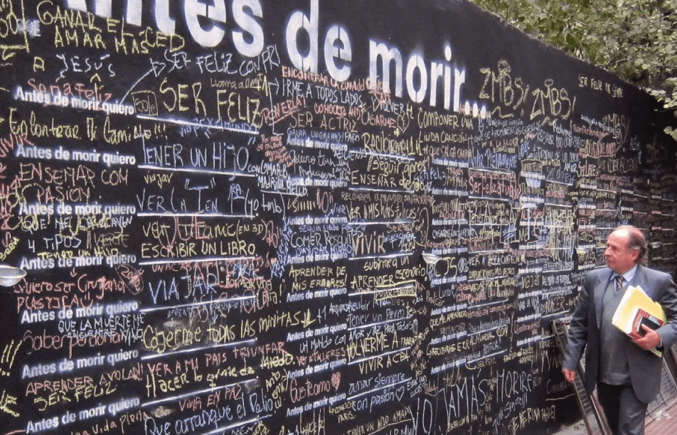 "Before I Die" Wall